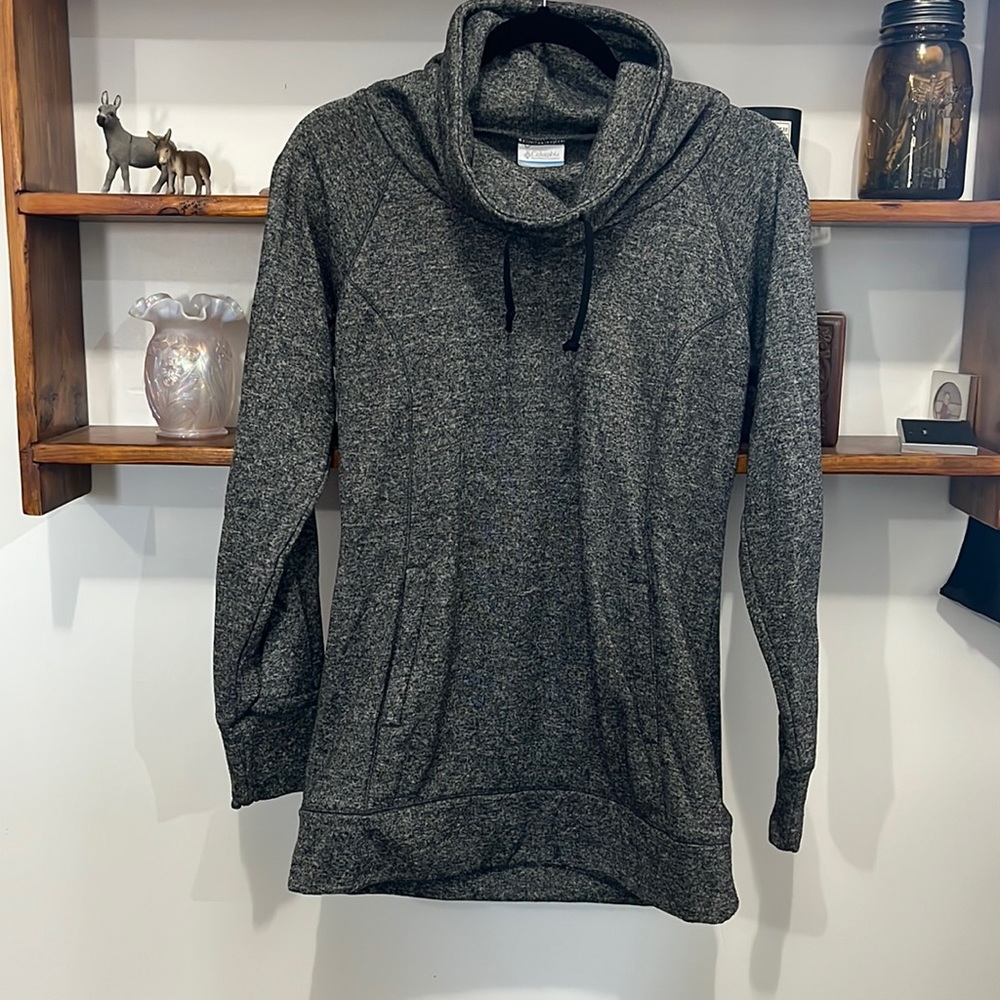 Columbia Pull Over